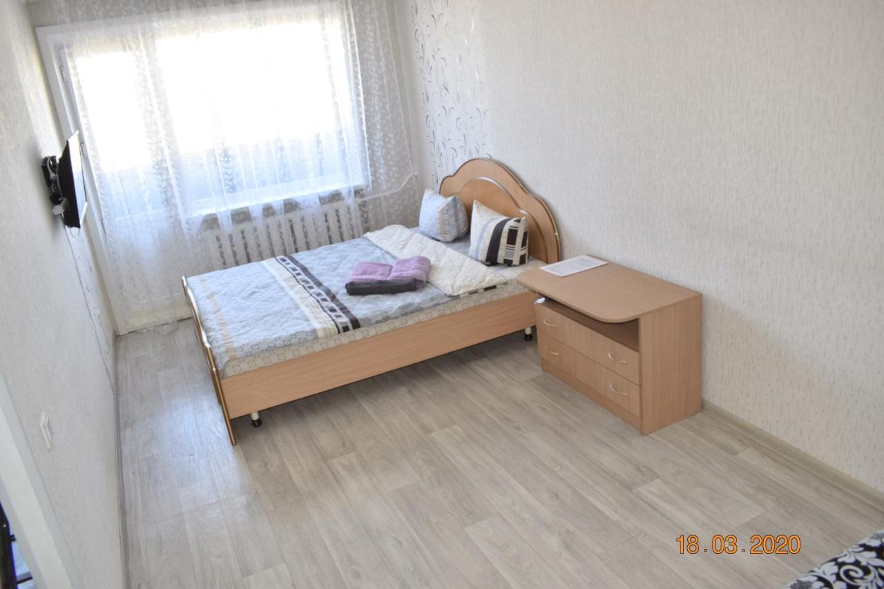 1 Комнатные Апартаменты На Ауэзова 236 Köksetaw Buitenkant foto