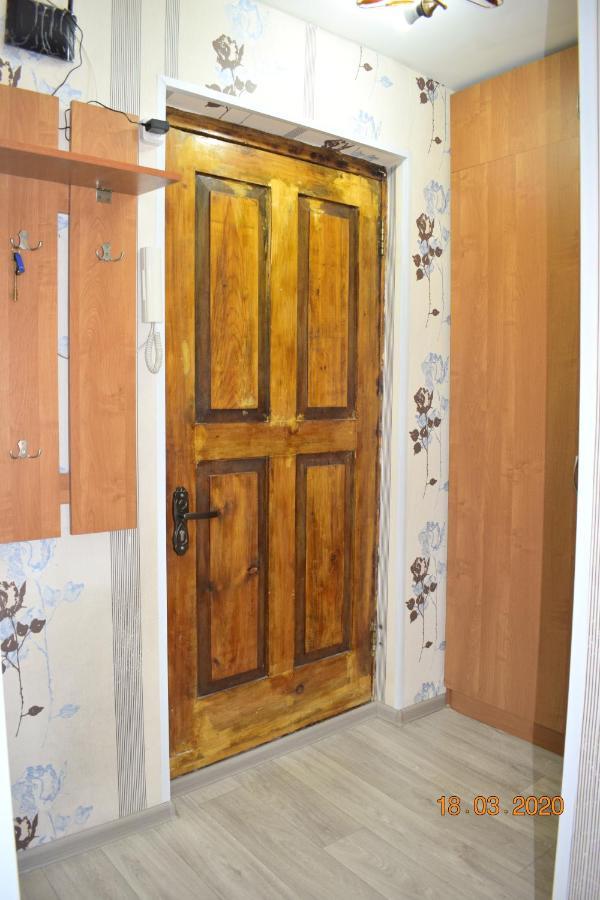 1 Комнатные Апартаменты На Ауэзова 236 Köksetaw Buitenkant foto